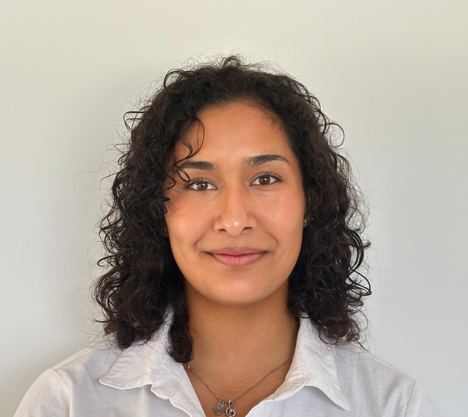 Yessenia Estrada-Zerhoudi headshot