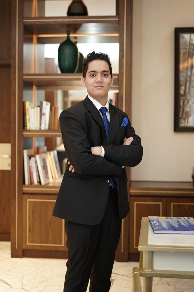Aditya Shaandilya headshot